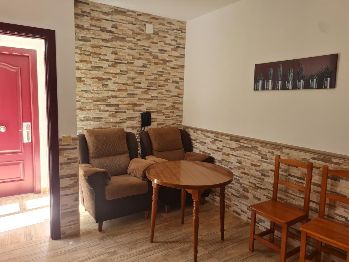 Hotel Balneario Fuentes Del Trampal Carmonita ภายนอก รูปภาพ