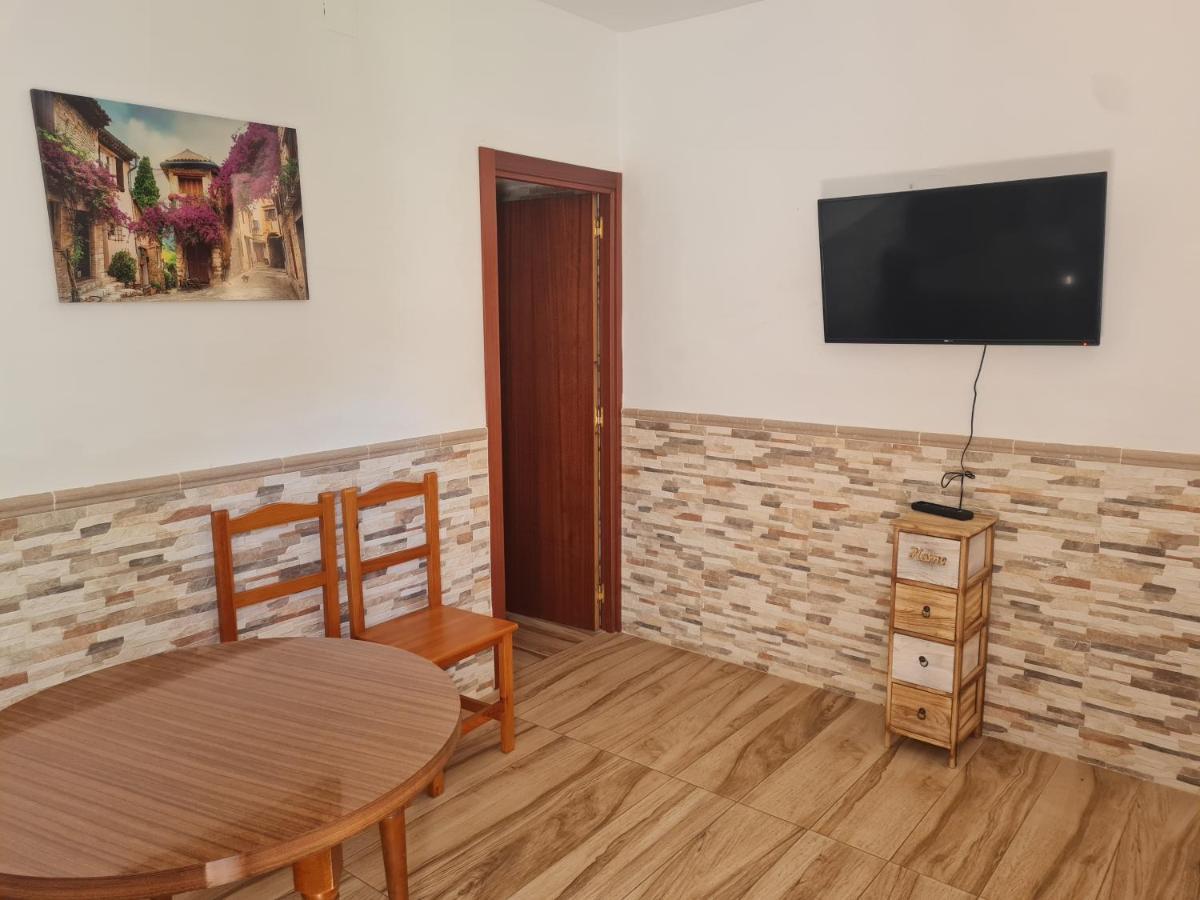 Hotel Balneario Fuentes Del Trampal Carmonita ภายนอก รูปภาพ