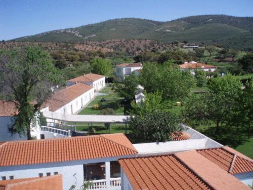 Hotel Balneario Fuentes Del Trampal Carmonita ภายนอก รูปภาพ