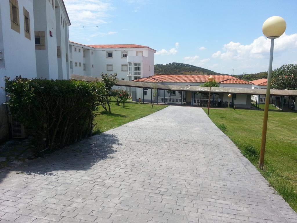 Hotel Balneario Fuentes Del Trampal Carmonita ภายนอก รูปภาพ